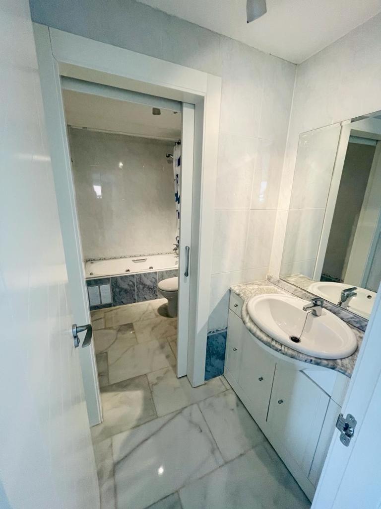 Bonito Apartamento De La Playa บิยาโฮโยซา ภายนอก รูปภาพ